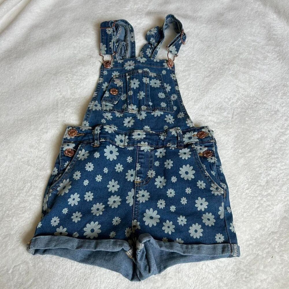 Soho Blue Denim Girls Daisy Print Shortall Overalls Blue Size 6 Medium Wash